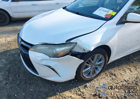 2016 Toyota Camry Se z USA, uszkodzony, nr VIN 4T1BF1FK9GU162231